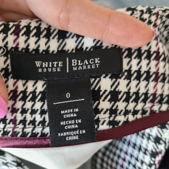 WHBM Skirt, fits like a 2 - Picture 2 of 8